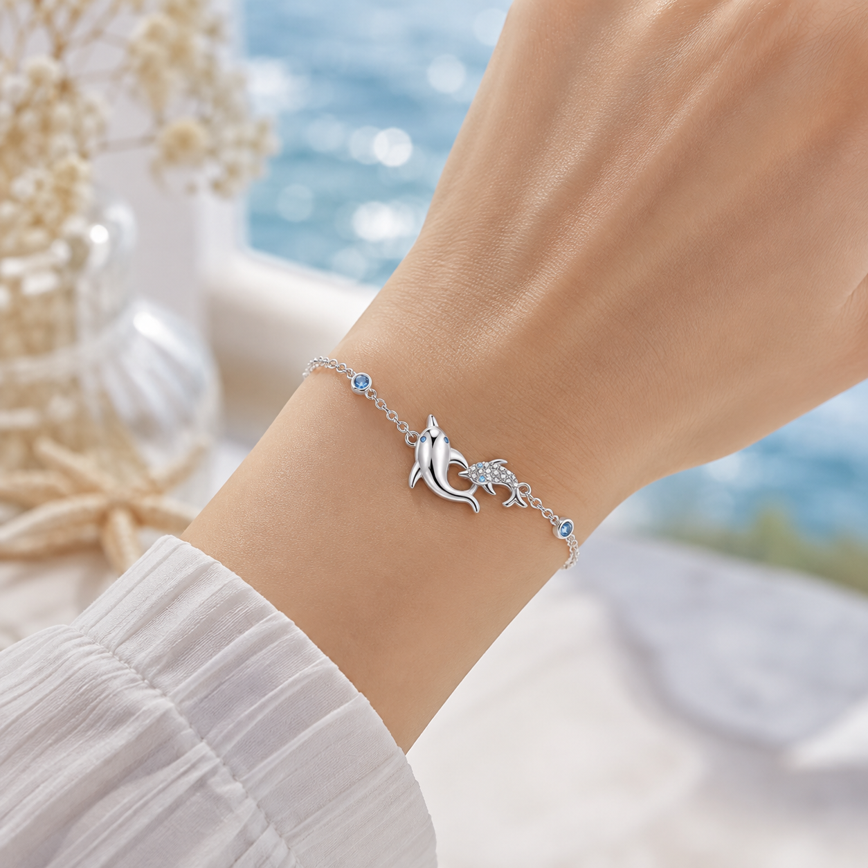 Delfin Armband für Damen aus 925 Sterling Silber mit blauem Zirkon und feiner Gliederkette im maritimen Ozean Design