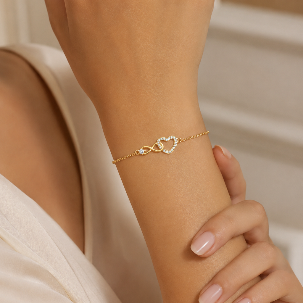 Zeitloses Unendlichkeitsarmband für Damen aus Silber mit funkelndem Kristall und romantischem Liebesdesign