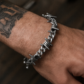Robustes Edelstahlarmband kombiniert mit einen Edgy Design