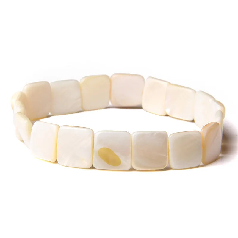 Strand‑Armband aus natürlicher Perlmutt‑Muschel