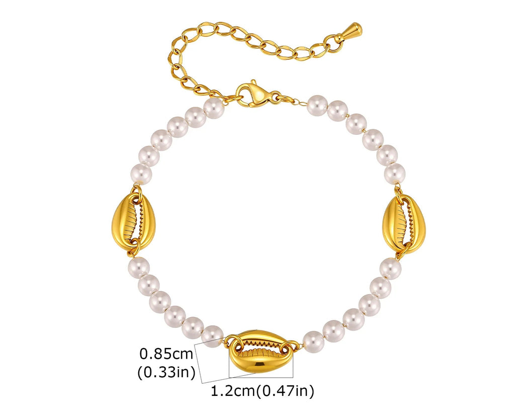 Sommer‑Perlenarmband mit Muschel‑Charm und poliertem Edelstahl