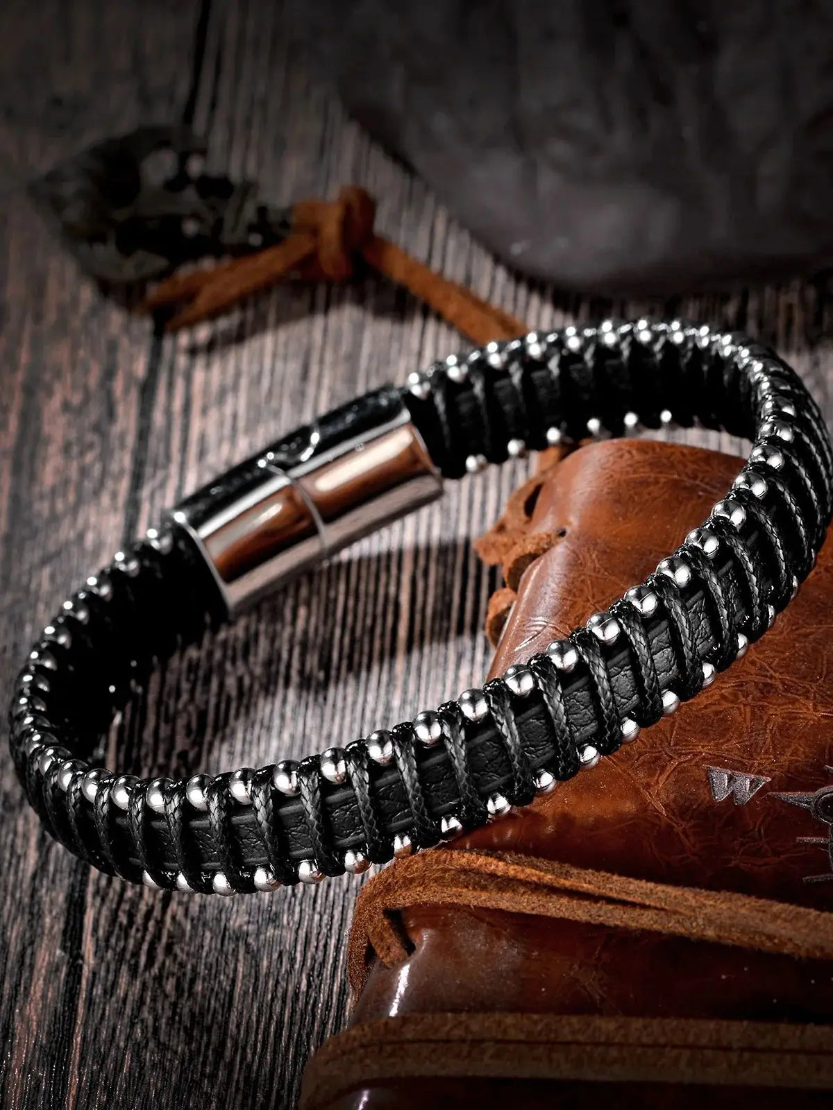 Geflochtenes Lederarmband für Herren im Punk-Stil