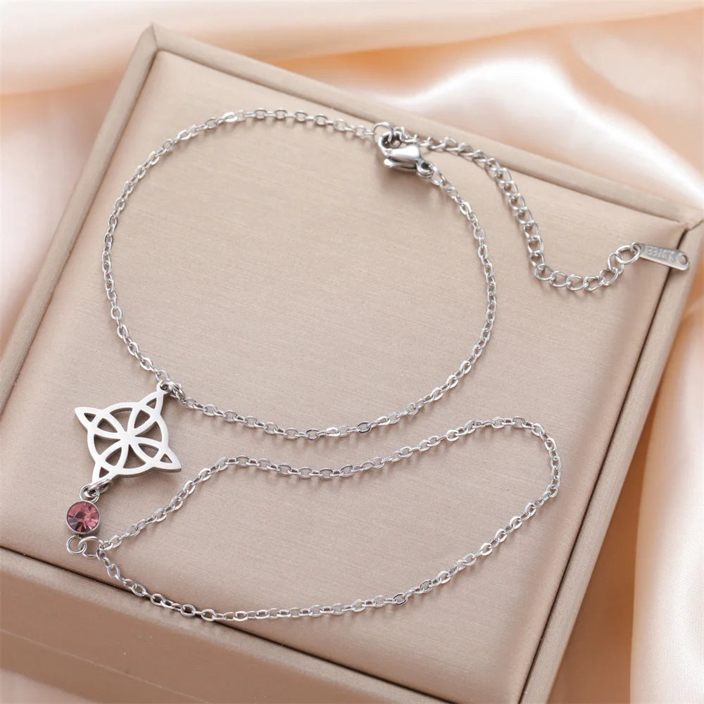 Fingerring‑Armband mit Hexenknoten, ein kraftvolles Amulett für Schutz