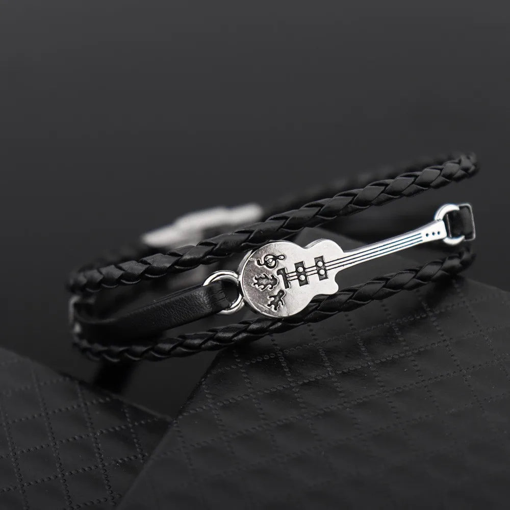 Modisches trendiges Leder Gitarrenarmband für Herren im klassischen Punk und Sports Style