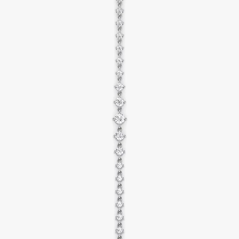 Exquisites Moissanit Schmuckarmband mit 5,0 mm 4,5 mm und 4 mm runden Steinen in luxuriösem Gold Finish