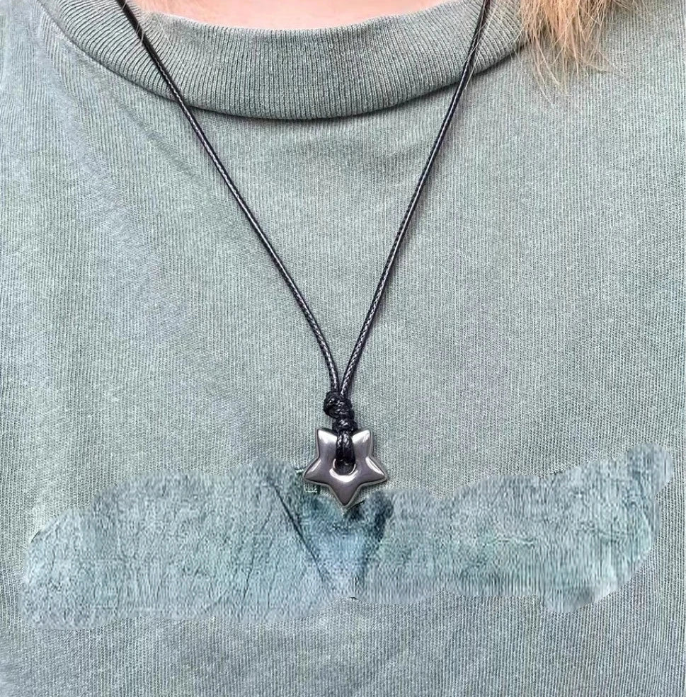 Gothic Halskette mit hohlem Sternanhänger aus Edelstahl