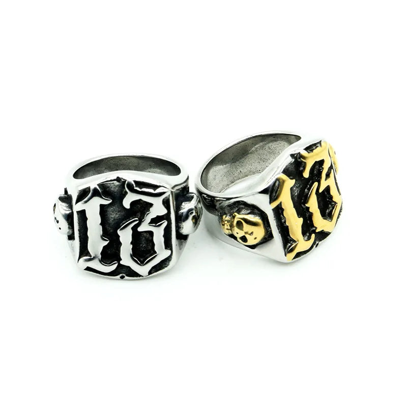Markanter Biker- und Punk-Ring aus 316L Edelstahl mit Totenkopf-Design