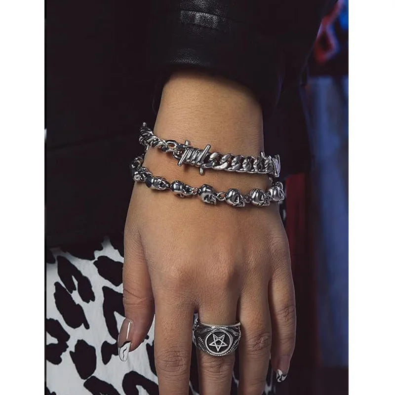 Robustes Edelstahlarmband kombiniert mit einen Edgy Design