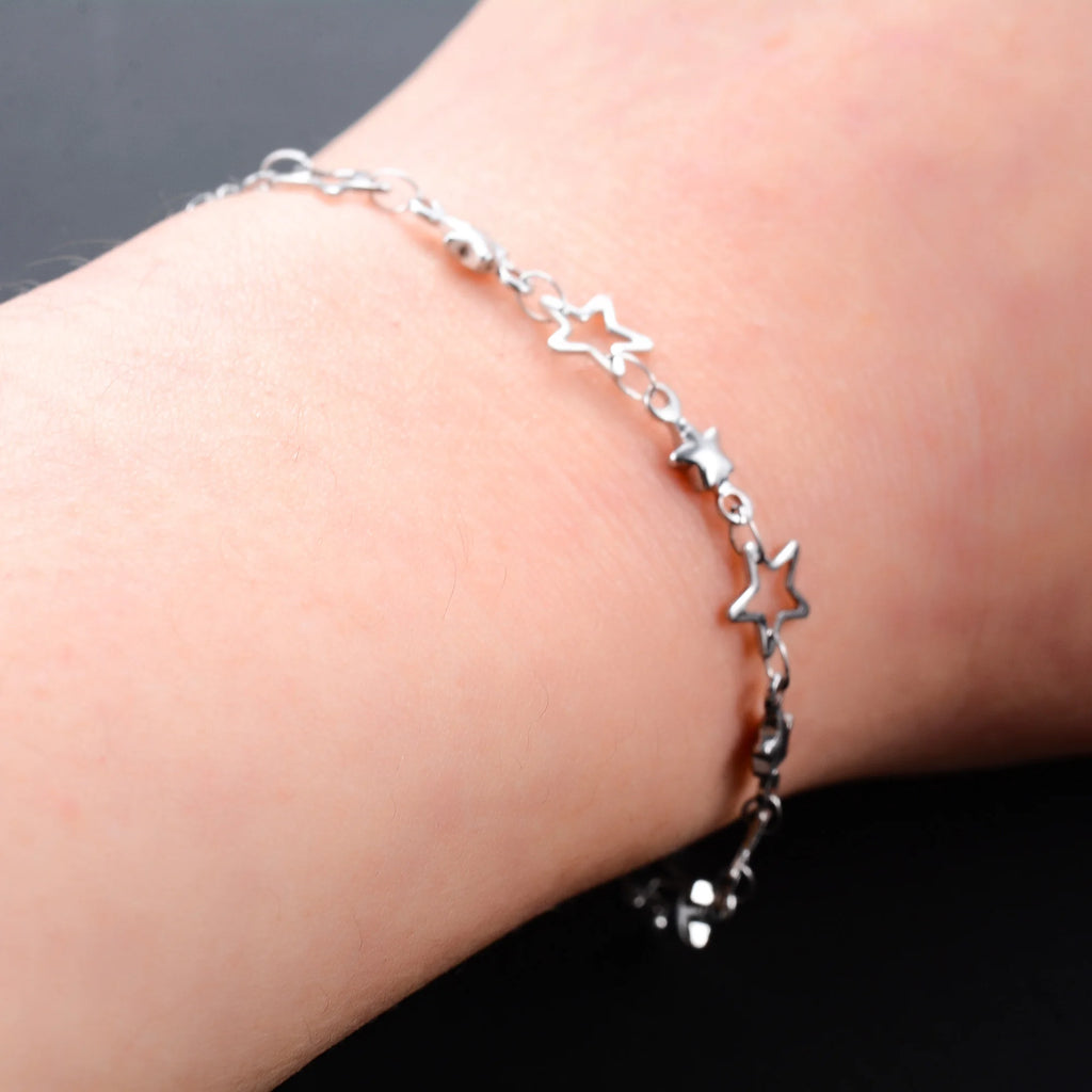 Minimalistische Stern‑Armband aus Edelstahl