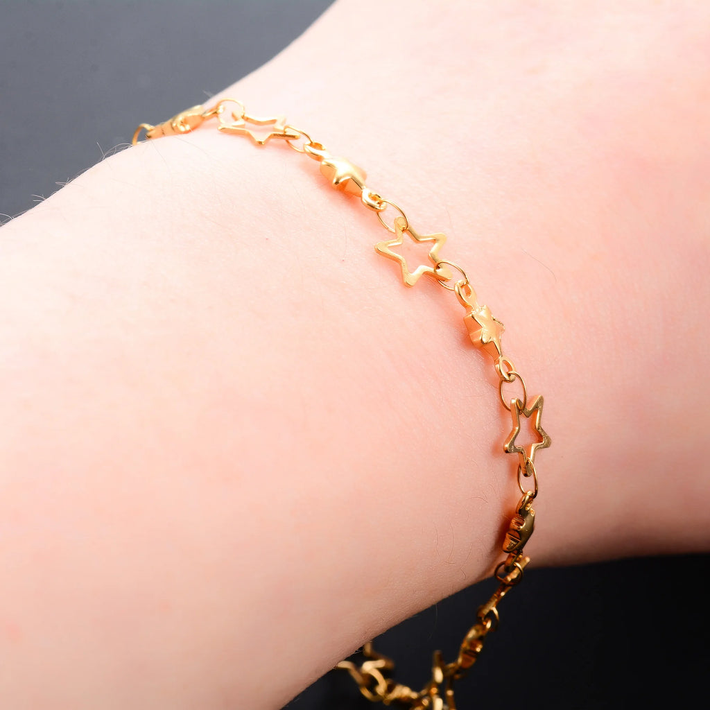 Minimalistische Stern‑Armband aus Edelstahl