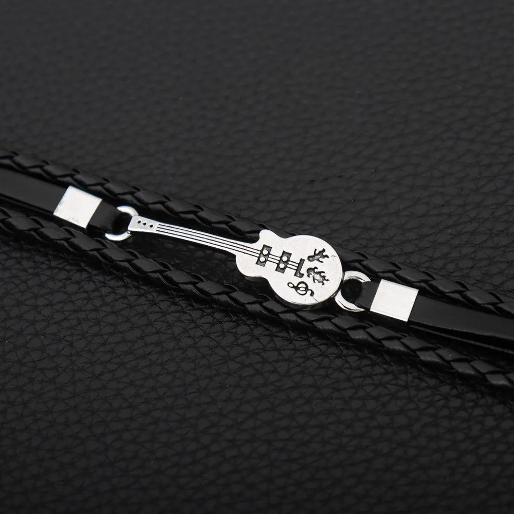 Modisches trendiges Leder Gitarrenarmband für Herren im klassischen Punk und Sports Style