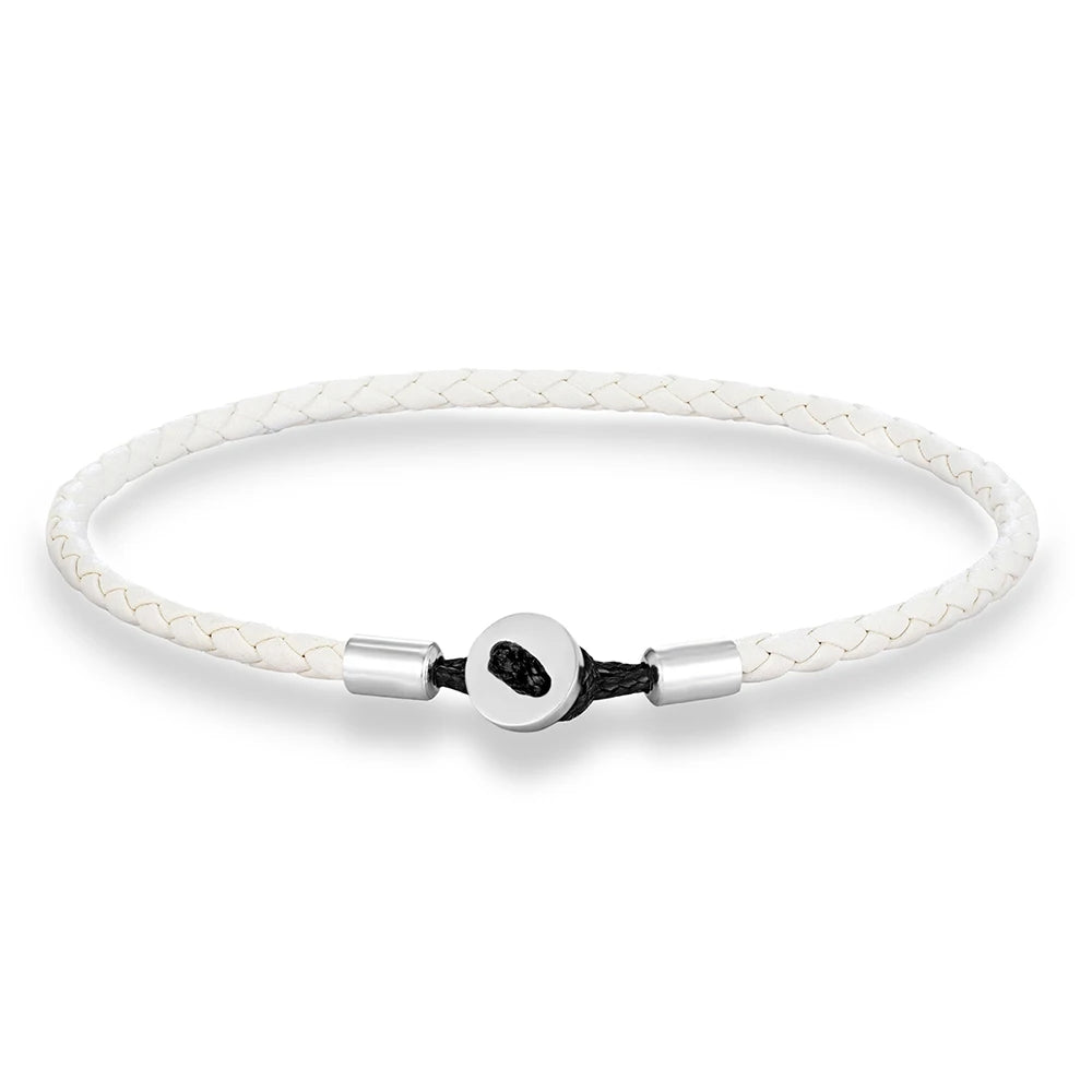 Geflochtenes Lederarmband mit Edelstahl‑Knopf