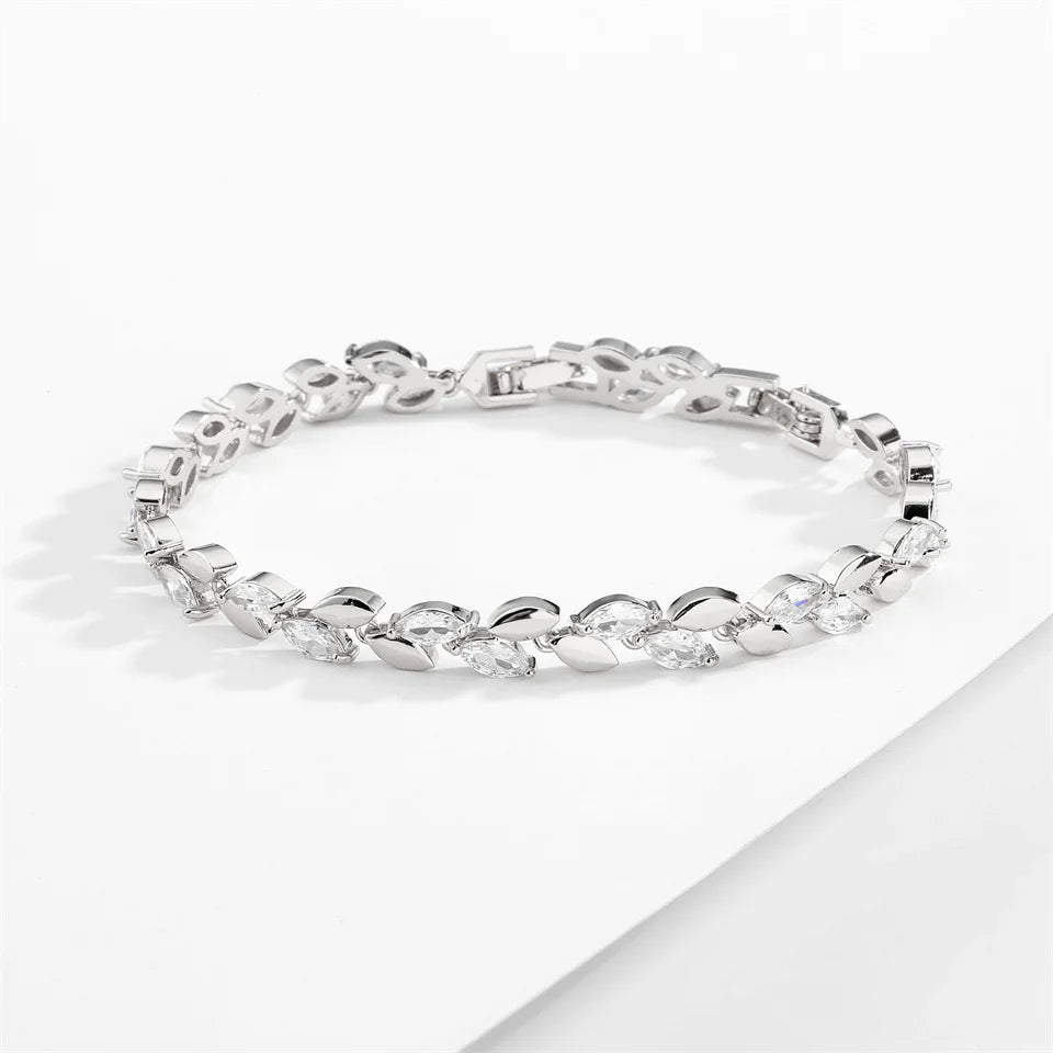 Zirkonia Blattarmband mit Marquise‑Schliff und polierter Metallfassung