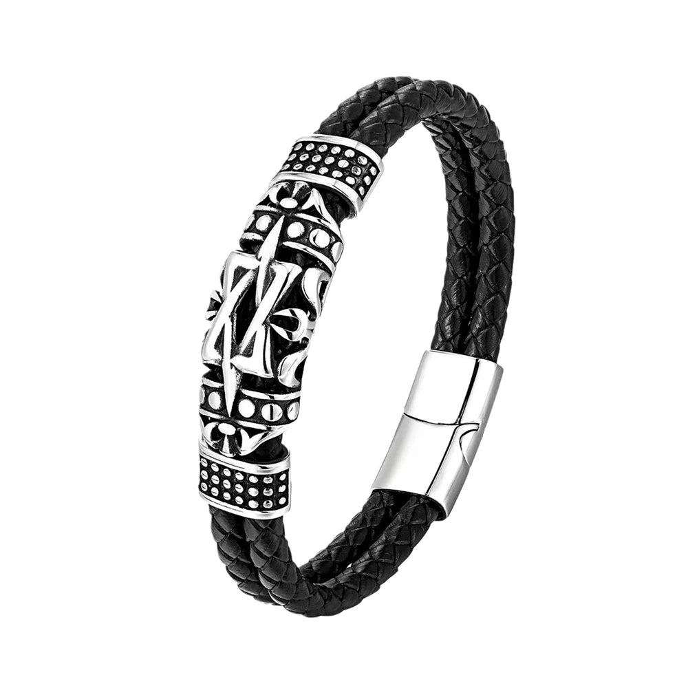 Schwarzes Echtleder Armband handgefertigt und geflochten im nordischen Viking Design