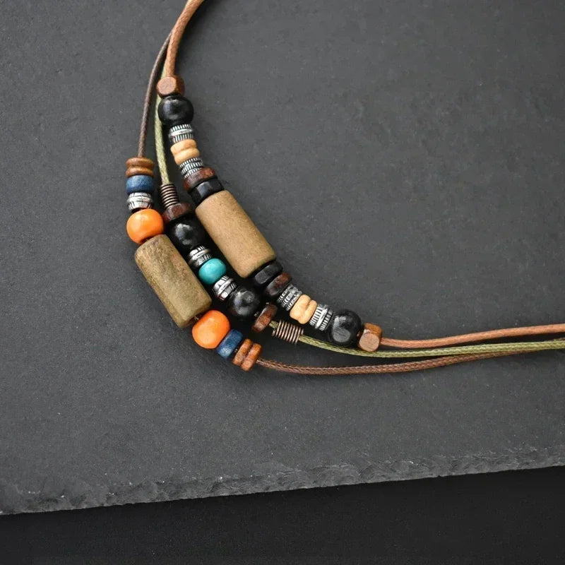Doppellagige Lederband-Halskette, Retro Holzpendant im handgefertigten Look