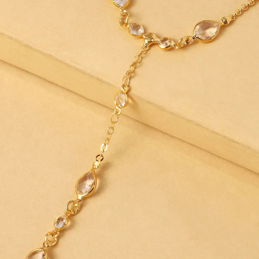Goldfarbenes Edelstahl‑Handkettenarmband mit Waterdrop‑Strass und Link‑Ring‑Design