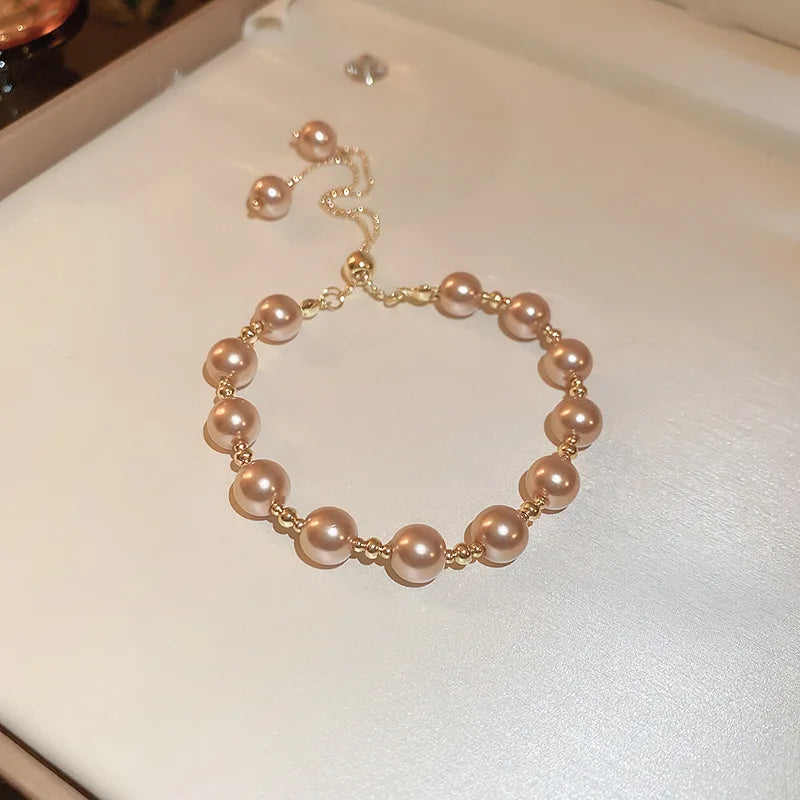 Elegantes Modearmband mit barocker Perle und zarter femininer Ausstrahlung