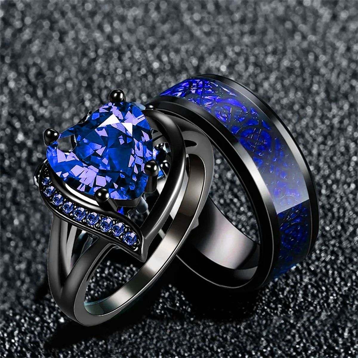 Modische Paarringe, elegant mit Herzmotiv und blauen Zirkon-Rhinestones