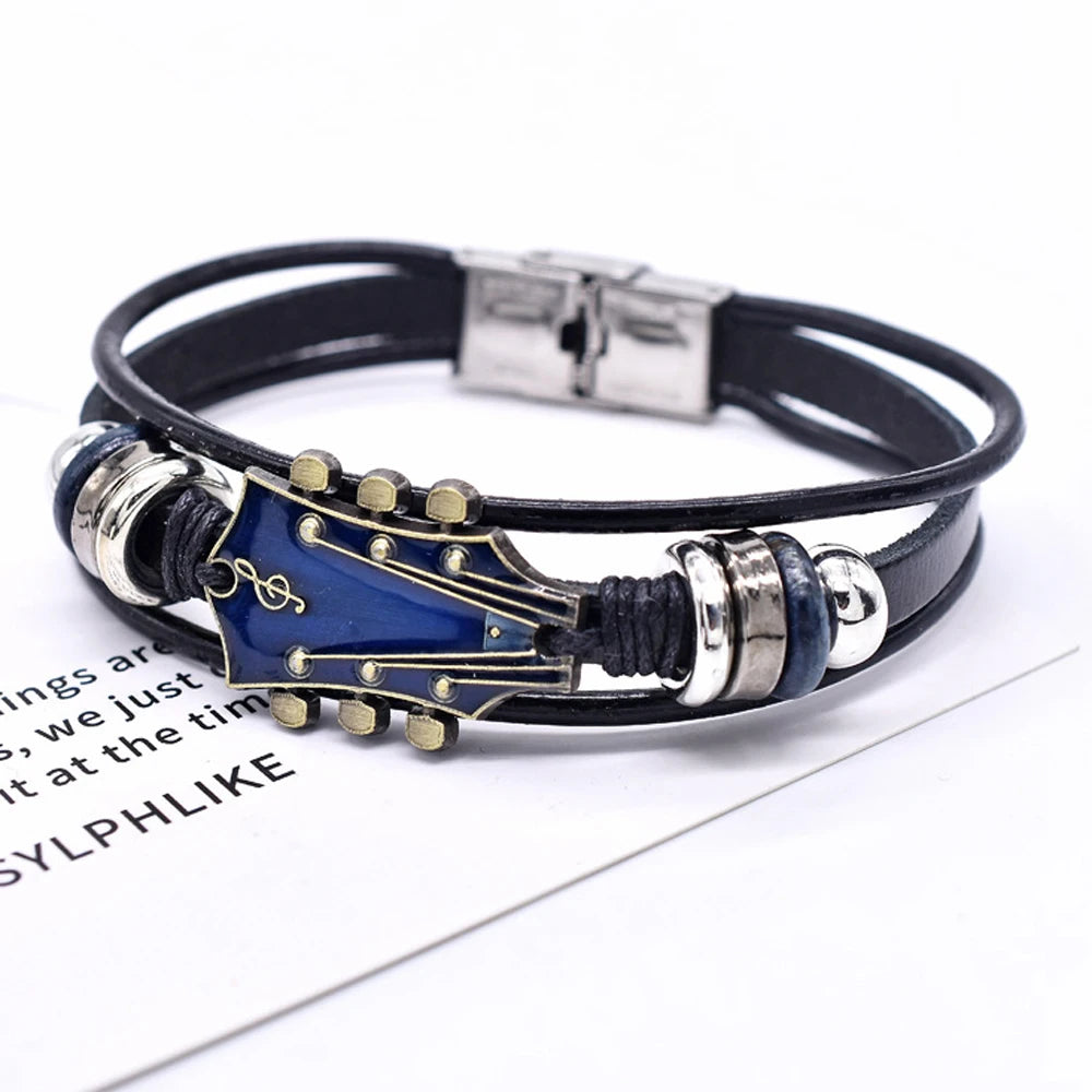 Geflochtenes Gitarrenarmband aus Kunstleder im Retro Look für Musikfans