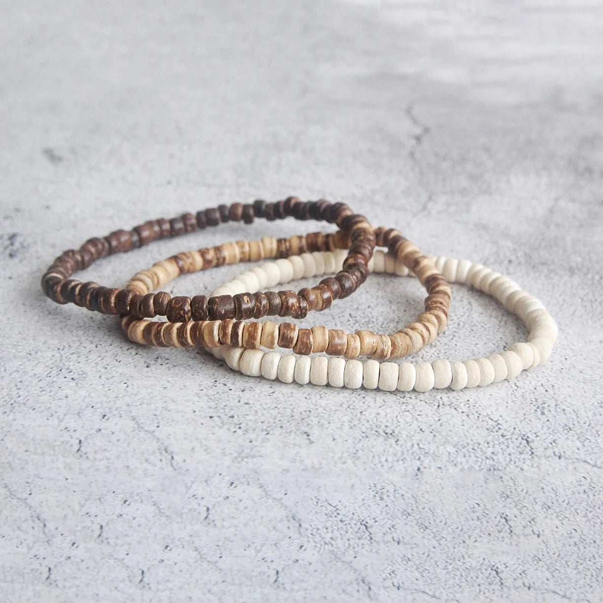 Dreiteiliges Armband Set Surfer Style mit Perlen für den Sommer