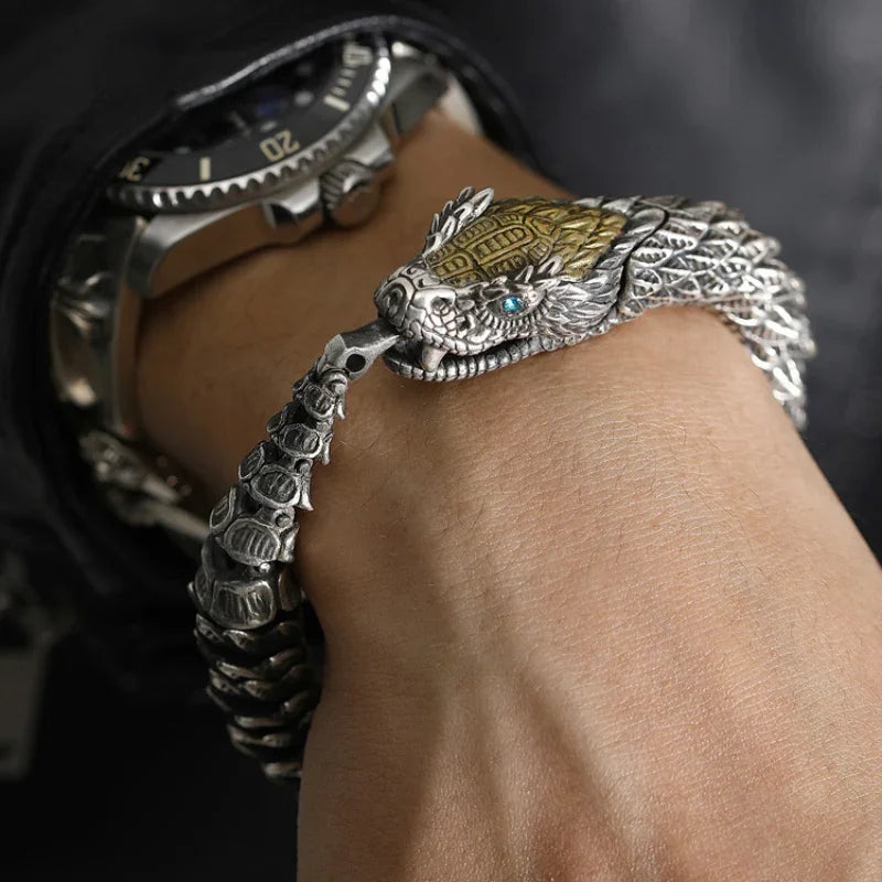 Hochwertiger Herren‑Armreif aus Silber – Kreatives Snake‑Design mit einzigartiger Handwerkskunst