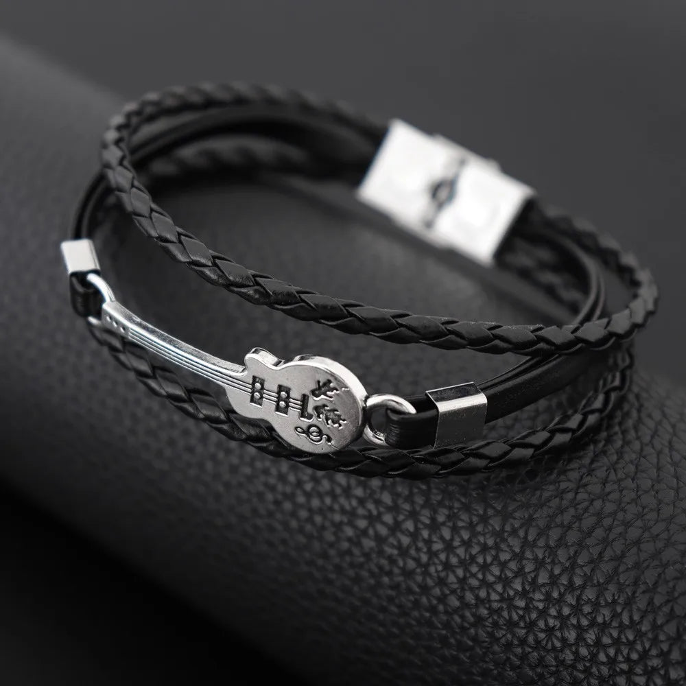 Modisches trendiges Leder Gitarrenarmband für Herren im klassischen Punk und Sports Style