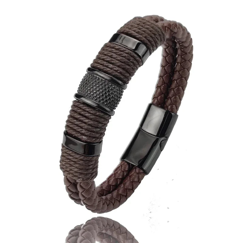 Braune Lederarmband mit Edelstahl‑Details, luxuriöses Accessoire