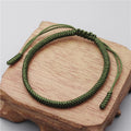 Tibetisches Knotenarmband Grün, Handgefertigter Glücksbringer aus robuster Kordel