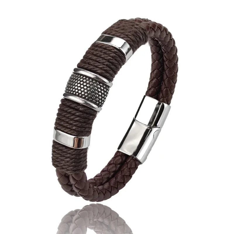 Braune Lederarmband mit Edelstahl‑Details, luxuriöses Accessoire