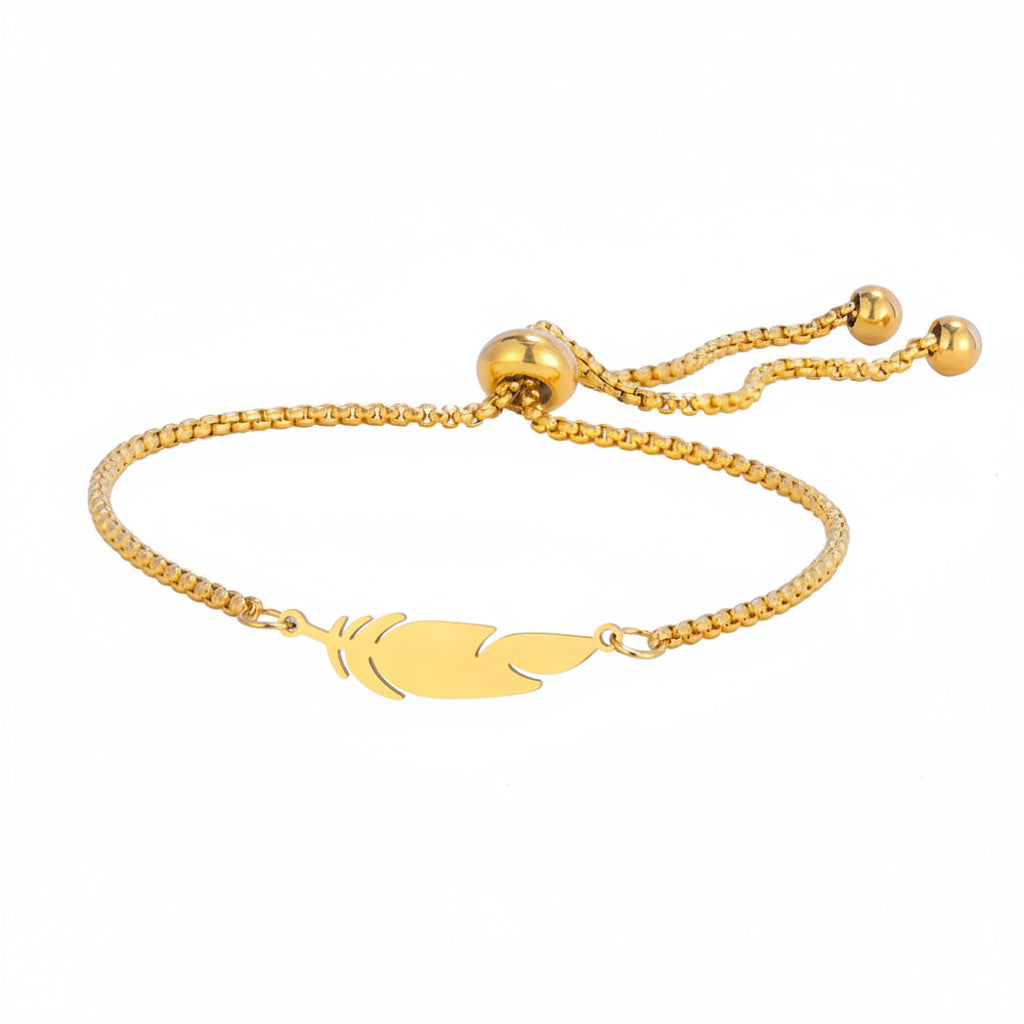 Modernes Feder‑Armband mit doppelter Kette und farbigem Band