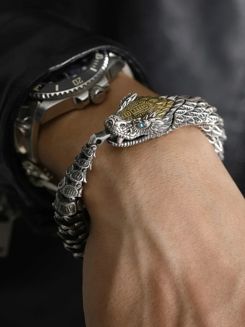 Hochwertiger Herren‑Armreif aus Silber – Kreatives Snake‑Design mit einzigartiger Handwerkskunst